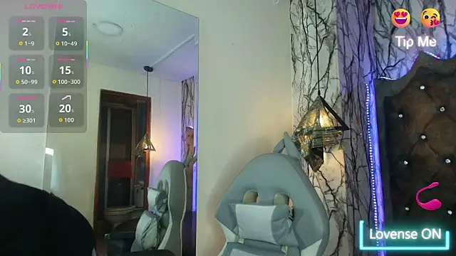 Zami Escobar of online show from 03-20-26, 06:46