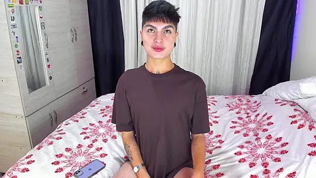 Dark luckyyy online show from 12-23-25, 01:14