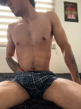 Juliopaspi online show from 05-11-26, 02:34