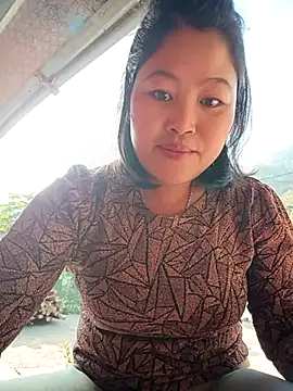 maycuc123 online show from 12-22-25, 02:08