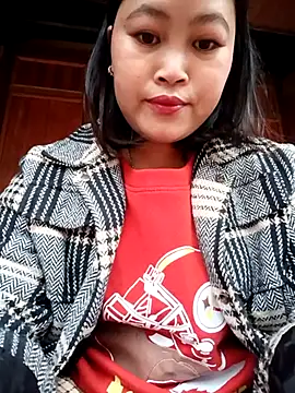 maycuc123 online show from 01-16-26, 12:47