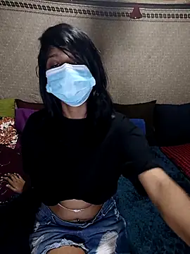 Snapshot of emali_baba chatting on 10-24-25, 05:09 emali baba online show from 10-24-25, 05:09