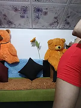 Snapshot of emali_baba chatting on 06-27-26, 12:33 emali baba online show from 06-27-26, 12:33
