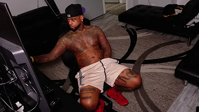 SLANGONDEMHOES online show from 03-27-26, 04:29