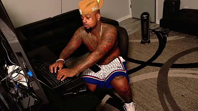 SLANGONDEMHOES online show from 05-11-26, 04:26