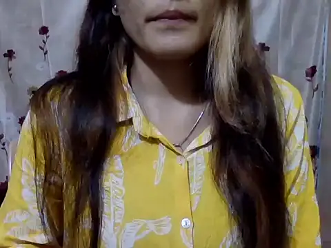 Amira90 online show from 10-18-25, 05:03