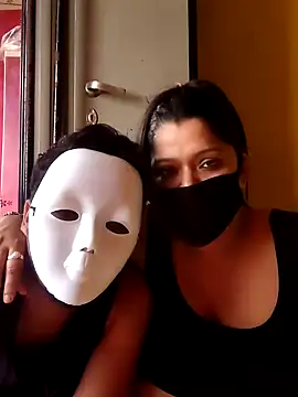 Snapshot of Hottie_couple69 chatting on 09-24-25, 06:17 Hottie couple69 online show from 09-24-25, 06:17