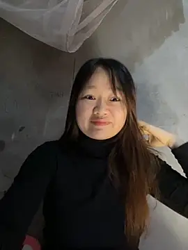 Hinne07 online show from 11-29-25, 03:26