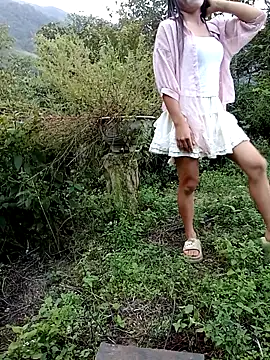 rubi bae online show from 10-22-25, 10:04