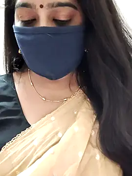Snapshot of saritha29 chatting on 07-04-26, 04:35 saritha29 online show from 07-04-26, 04:35