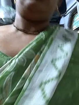 Snapshot of Harsha_Gosain chatting on 11-10-25, 09:52 Harsha Gosain online show from 11-10-25, 09:52