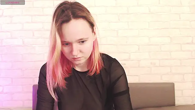 Ericha Stone online show from 03-17-26, 08:06