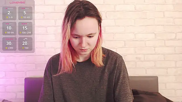 Ericha Stone online show from 04-05-26, 02:09