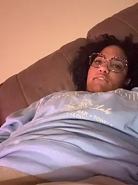 StylishEchium online show from 04-12-26, 02:49