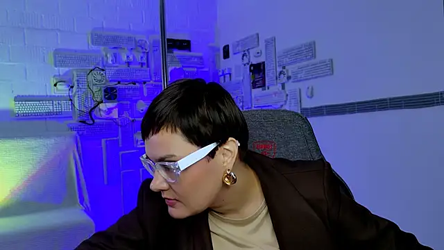 LauraDavidsons online show from 09-17-25, 12:18