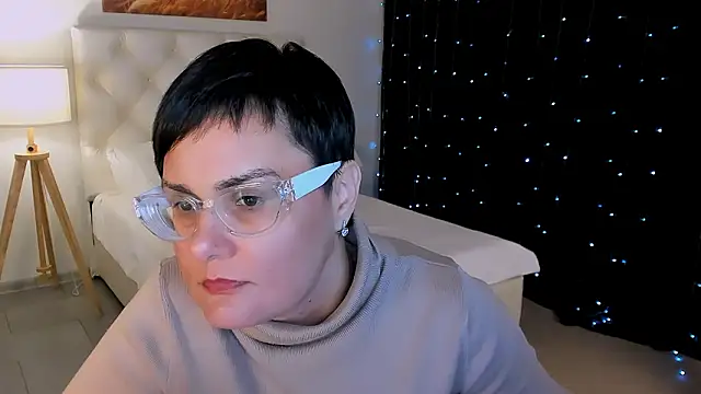 Snapshot of LauraDavidsons chatting on 02-24-26, 06:50 LauraDavidsons online show from 02-24-26, 06:50