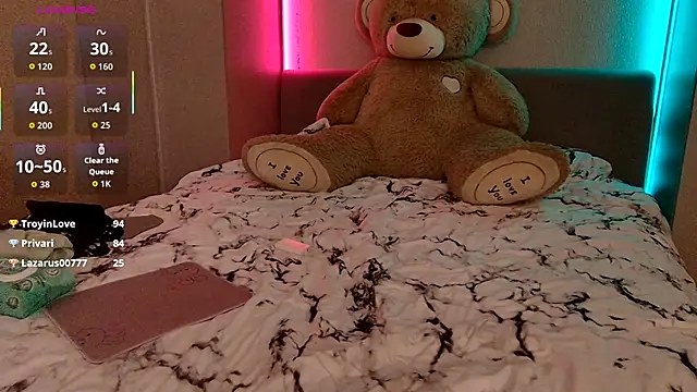 Snapshot of Missss_Eva chatting on 11-23-25, 05:40 Missss Eva online show from 11-23-25, 05:40