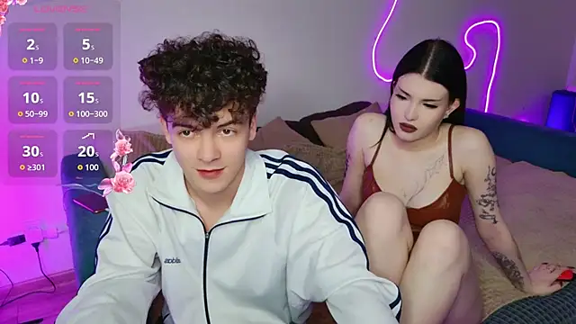 Alice18James online show from 11-23-25, 01:55