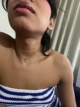 VeronicaSaenzx online show from 12-16-25, 09:09