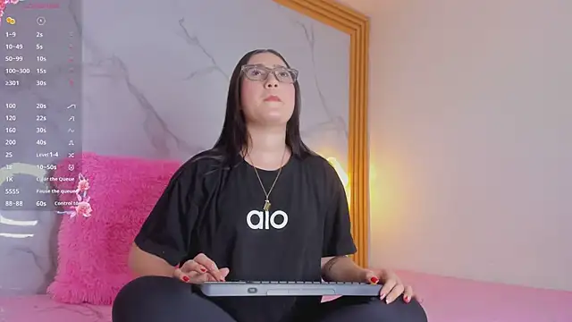 malka milan online show from 12-02-25, 03:23