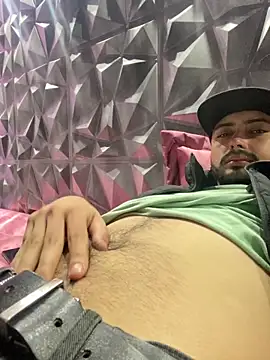 Snapshot of cristopher_wallacee chatting on 10-30-25, 04:19 cristopher wallacee online show from 10-30-25, 04:19