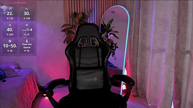 emma       online show from 11-04-25, 09:36