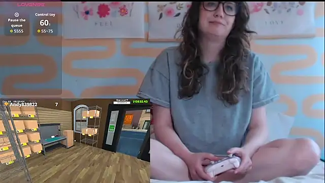 EllieMelts online show from 03-18-26, 03:04