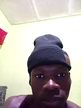 Snapshot of phumlanisanka chatting on 10-09-25, 09:35 phumlanisanka online show from 10-09-25, 09:35