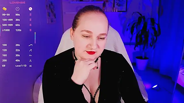 Kitty Rest  online show from 11-30-25, 04:11