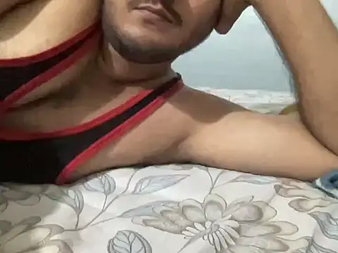 chiikuloveu online show from 10-20-25, 01:00