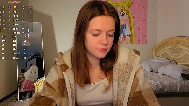 VibeQueenLucy online show from 01-13-26, 07:13