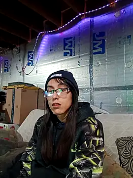 Snapshot of HeartlessHarleyQuinn325 chatting on 10-22-25, 09:20 HeartlessHarleyQuinn325 online show from 10-22-25, 09:20