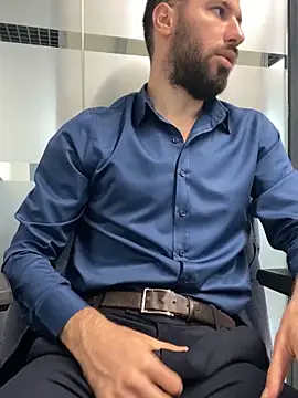 Snapshot of speddy34 chatting on 09-15-25, 06:02 speddy34 online show from 09-15-25, 06:02