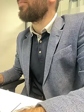 Snapshot of speddy34 chatting on 11-21-25, 06:23 speddy34 online show from 11-21-25, 06:23