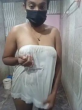 Snapshot of Shani_Izu chatting on 05-28-26, 11:51 Shani Izu online show from 05-28-26, 11:51