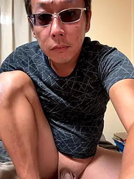 Snapshot of Y3A415F chatting on 10-27-25, 04:00 Y3A415F online show from 10-27-25, 04:00