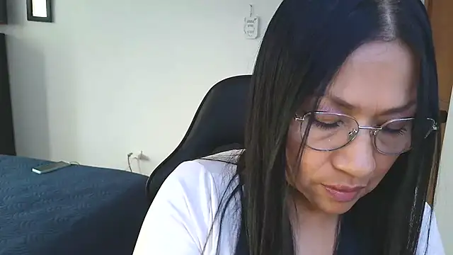 Snapshot of LissafeetHott chatting on 07-03-26, 08:48 LissafeetHott online show from 07-03-26, 08:48