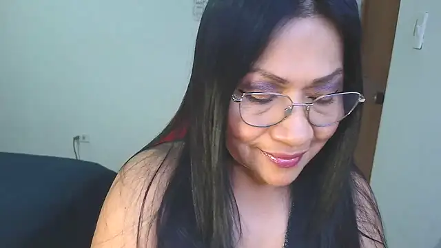 Snapshot of LissafeetHott chatting on 07-08-26, 10:58 LissafeetHott online show from 07-08-26, 10:58