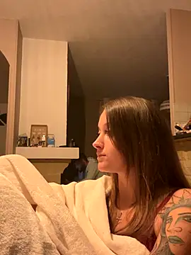 Snapshot of duomagique_off chatting on 10-29-25, 07:26 duomagique off online show from 10-29-25, 07:26