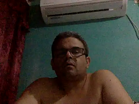 Katracho6969 online show from 09-26-25, 04:27