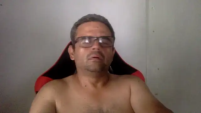 Snapshot of Katracho6969 chatting on 06-26-26, 07:40 Katracho6969 online show from 06-26-26, 07:40