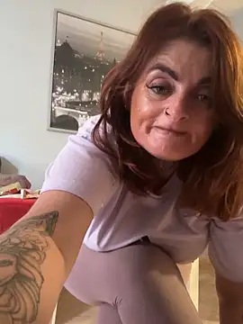 IrishmilfAnna online show from 09-21-25, 04:52