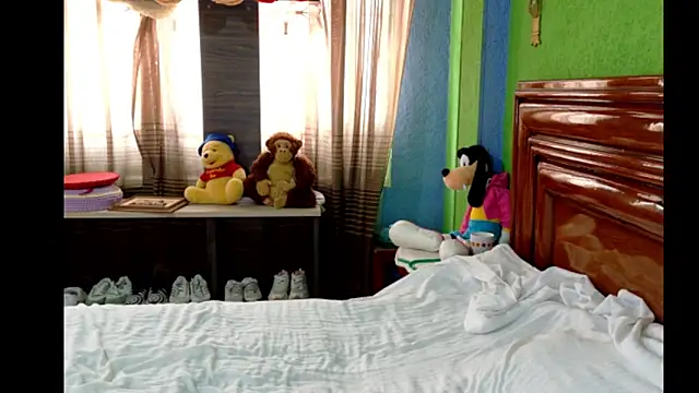  Charlize theron  online show from 04-03-26, 07:12