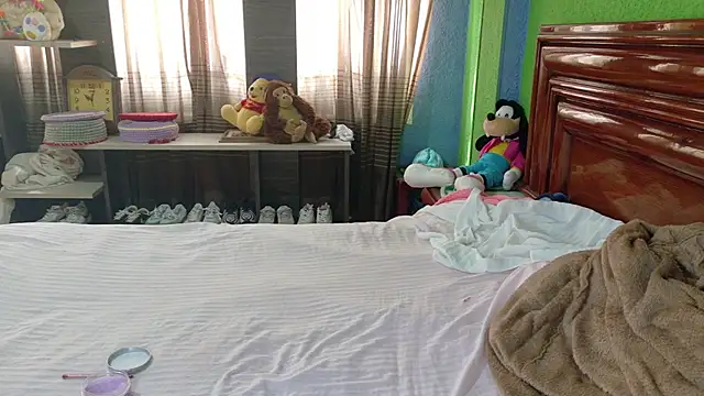 Snapshot of _Charlize_theron_ chatting on 07-02-26, 07:20 Charlize theron online show from 07-02-26, 07:20
