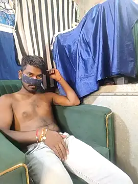 sexy-couple77 online show from 10-26-25, 04:46