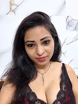 QUEEN-ADITI online show from 04-15-26, 06:37
