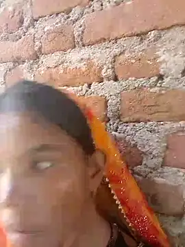 Snapshot of Sapn_aa chatting on 09-10-25, 04:23 Sapn aa online show from 09-10-25, 04:23