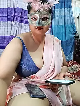 Snapshot of Tanisha-Chy chatting on 06-18-26, 05:50 Tanisha-Chy online show from 06-18-26, 05:50