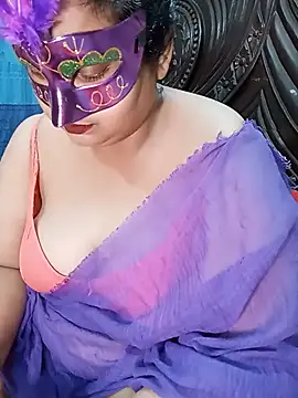 Snapshot of Tanisha-Chy chatting on 06-27-26, 05:40 Tanisha-Chy online show from 06-27-26, 05:40
