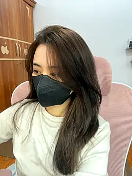 Mochi21 online show from 11-20-25, 03:28